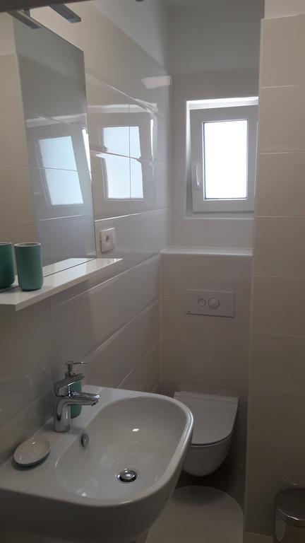 Villa-Apartments Karmel Kaštela المظهر الخارجي الصورة