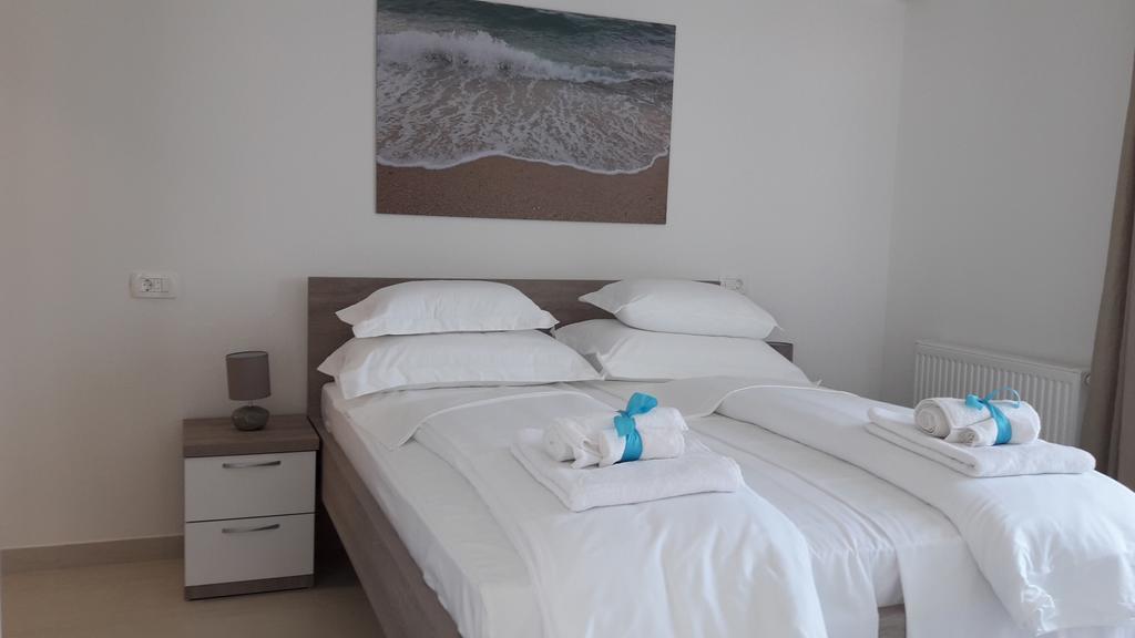 Villa-Apartments Karmel Kaštela المظهر الخارجي الصورة